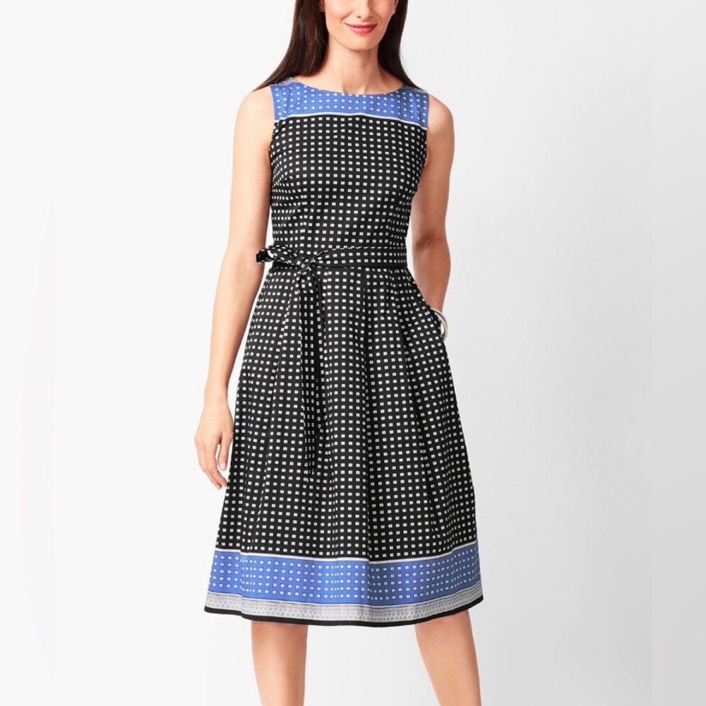 Talbots NWT Fit & Flare A line Dress Size 4 Black and Blue Pattern with Pockets